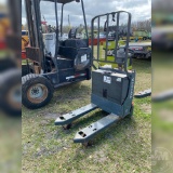 TOYOTA 8HBW23 SN: 8HBW23-43259 ELECTRIC FORKLIFT