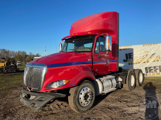 2012 INTERNATIONAL LF687 TANDEM AXLE DAY CAB TRUCK TRACTOR VIN: 1HSDJSJR5CH053409