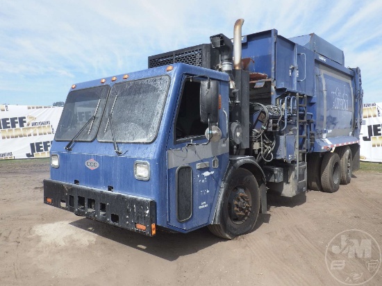2012 CRANE CARRIER LOW ENTRY VIN: 1CYCHZ48XCT050447 T/A SIDE LOAD RESIDENTIAL COLLECTION TRUCK