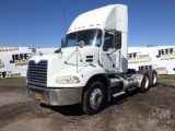 2014 MACK CXU613 TANDEM AXLE DAY CAB TRUCK TRACTOR VIN: 1M1AW07Y1EM038674