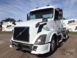 2012 VOLVO TRUCK VNL TANDEM AXLE DAY CAB TRUCK TRACTOR VIN: 4V4NC9EGXCN541902