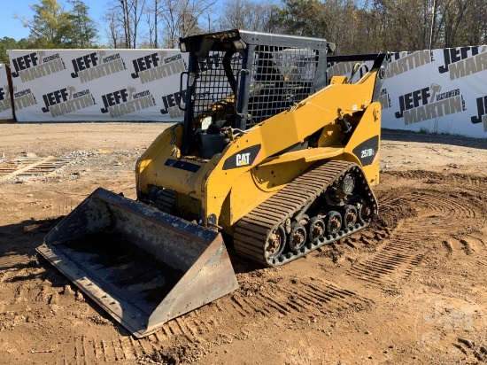 2010 CATERPILLAR MODEL 257B3 MULTI TERRAIN LOADER SN: CAT0257BAB7H00392 CANOPY