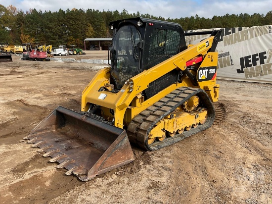 2019 CATERPILLAR MODEL 289D MULTI TERRAIN LOADER SN: TAW13450 CAB