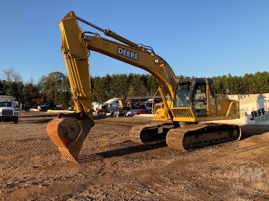 2006 DEERE 200CLC HYDRAULIC EXCAVATOR SN: FF200CX508278