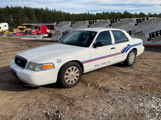 2011 FORD CROWN VICTORIA VIN: 2FABP7BVXBX110876 SEDAN