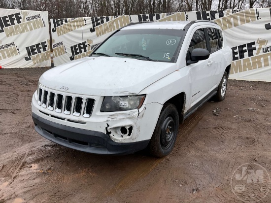 2015 JEEP COMPASS VIN: 1C4NJCBA3FD226514 SUV