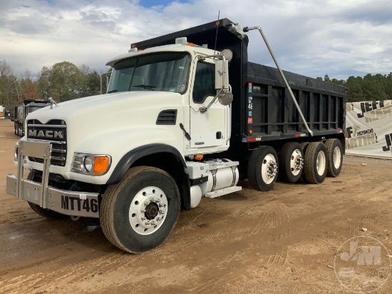 2007 MACK GRANITE CV713 QUAD AXLE DUMP TRUCK VIN: 1M2AG11C17M06222