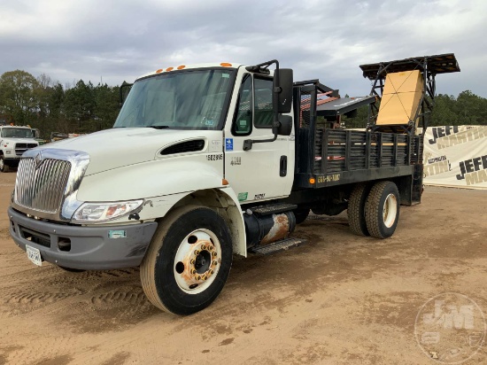 2008 INTERNATIONAL 4200 VIN: 1HTMPAFM28H546148 SINGLE AXLE ATTENUATOR TRUCK