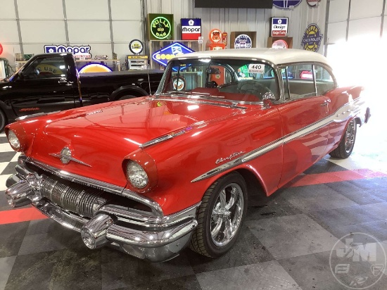 1957 PONTIAC CHIEFTAIN VIN: T757H7083