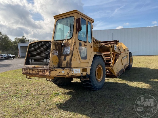 2001 DEERE 762B ELEVATING, AUGER, EJECTOR SCRAPER SN: T0762BX849194