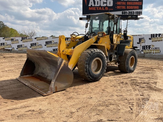 2000 KOMATSU WA320 WHEEL LOADER SN: A34175