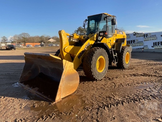 2017 KOMATSU WA320-8 WHEEL LOADER SN: A38107