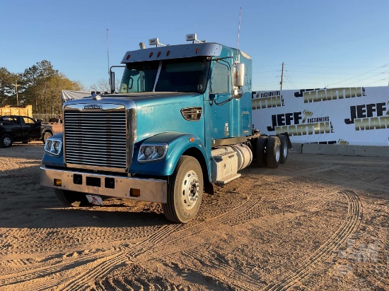 2018 FREIGHTLINER SD122 TANDEM AXLE TRUCK TRACTOR VIN: 3AKJGNDV3JDJT5087