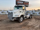 2015 MACK CXU613 TANDEM AXLE DAY CAB TRUCK TRACTOR VIN: 1M1AW07Y6FM050627