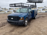 2005 FORD F-350 S/A UTILITY TRUCK VIN: 1FDWF36515EB31005