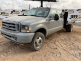 2003 FORD F-550 SUPER DUTY SINGLE AXLE CREW CAB 4X4 FLATBED TRUCK VIN: 1FDAW57F93EA63062