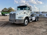 2012 MACK MP8 , CXU613 TANDEM AXLE DAY CAB TRUCK TRACTOR VIN: 1M1AW07Y8CM023487