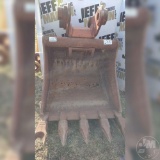 36”...... EXCAVATOR BUCKET