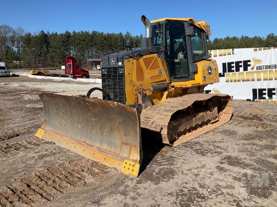 2015 JOHN DEERE 700K LGP SN: 1T0700KXAFF278660 CRAWLER TRACTOR CAB