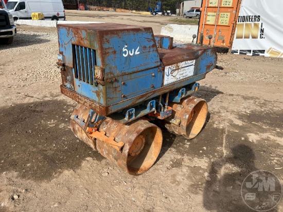 2005 RAMMAX P33/24 SN: 330813805