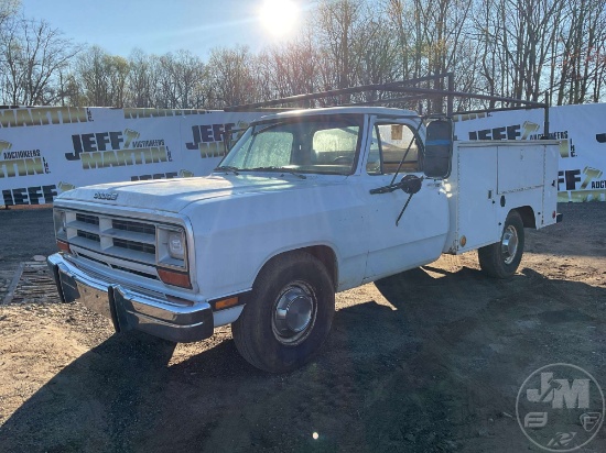 1989 DODGE D-SERIES S/A UTILITY TRUCK VIN: 1B6KE2681KS187764