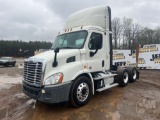 2017 FREIGHTLINER CASCADIA 113 TANDEM AXLE DAY CAB TRUCK TRACTOR VIN: 1FUJGBDV7HLHS7885