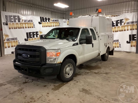 2012 FORD F-350 S/A UTILITY TRUCK VIN: 1FT8X3A61CEC56500