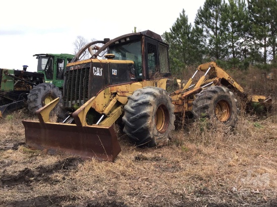 CATERPILLAR 525 SKIDDER