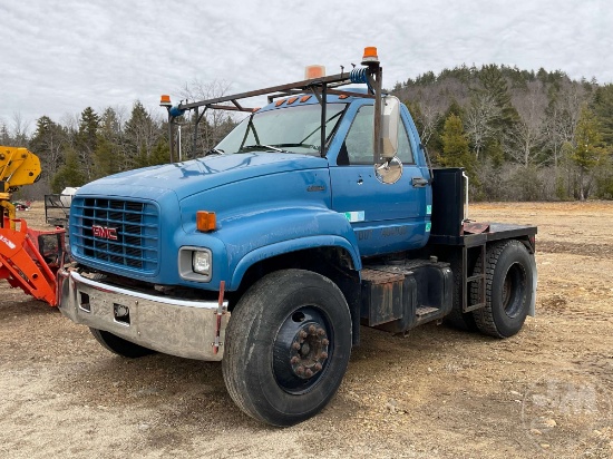 1997 GMC C6500 SINGLE AXLE REGULAR CAB FLATBED TRUCK VIN: 1GDJ6H1J0VJ500715