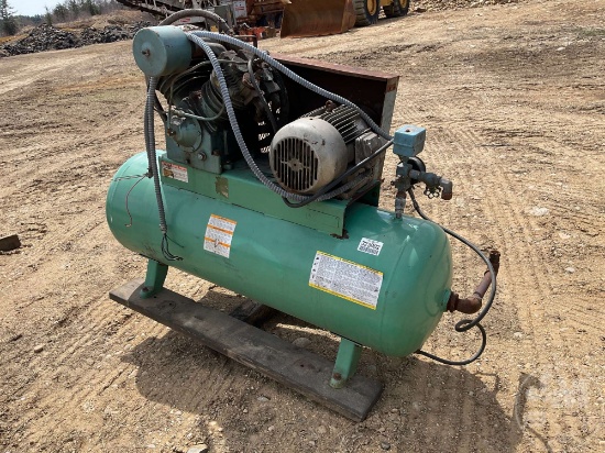 STATIONARY AIR COMPRESSOR