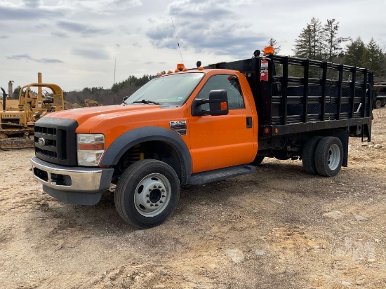 2010 FORD F-450 XL SUPER DUTY SINGLE AXLE REGULAR CAB FLATBED TRUCK VIN: 1FDAF4GR2AEA57427