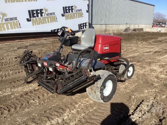 TORO 5410 2WD REEL FAIRWAY MOWER SN: 8670 26000102