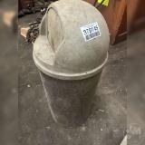 TRASH CAN