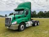 2015 FREIGHTLINER CASCADIA TANDEM AXLE DAY CAB TRUCK TRACTOR VIN: 1FUJGBDV5FLGA7172