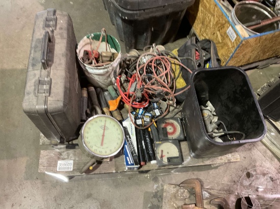PALLET OF LIGHTS, SCALE AND TOOLS