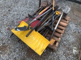 PALLET OF VARIOUS TYPES OF SHOVELS