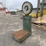 TOLEDO 500 POUND ANTIQUE SCALE