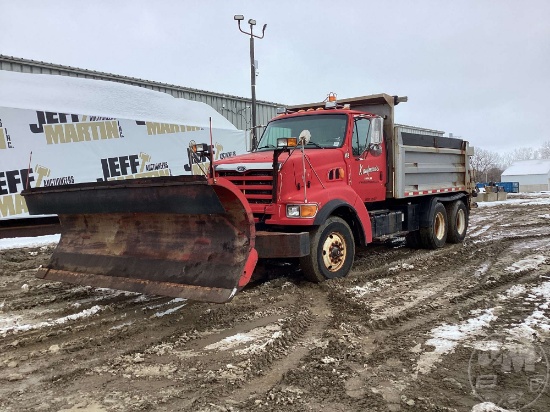 1998 FORD LT9511 TANDEM AXLE DUMP TRUCK VIN: 1FDZZ96K7WVA30405