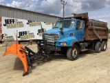 2005 STERLING TRUCK L9500 SERIES TANDEM AXLE DUMP TRUCK VIN: 2FZHAZDAX5AU22332