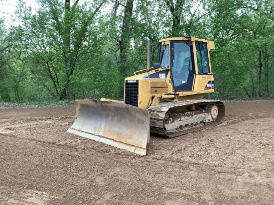 2005 CATERPILLAR D5G CRAWLER TRACTOR SN: CAT00D5GCRKG01283