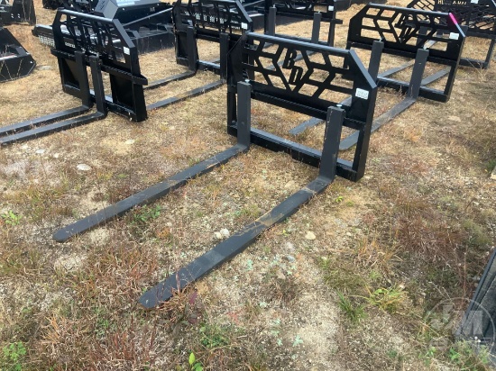 BLUE DIAMOND PALLET FORK ASSEMBLY 4000LB CAP W/ 1.5X60" TINES