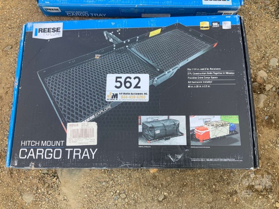 REESE HITCH MOUNT CARGO TRAY