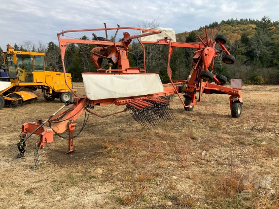 KUHN HAY RAKE  GA 3702 DL