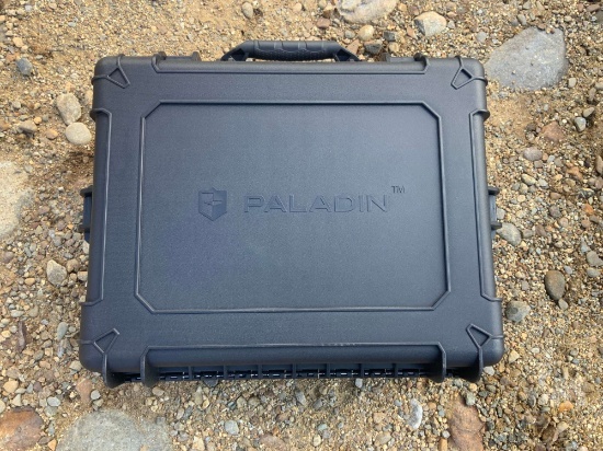 PALADIN PORTABLE LED LIGHT