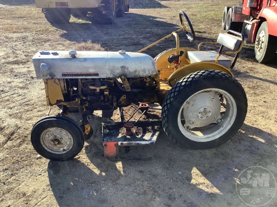 INTERNATIONAL RIDING MOWER SN: 18262J