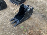 BLUE DIAMOND EXCAVATOR BUCKET 13