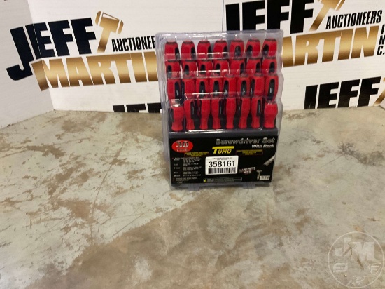 UNUSED 30 PC TORQ SCREWDRIVER SET