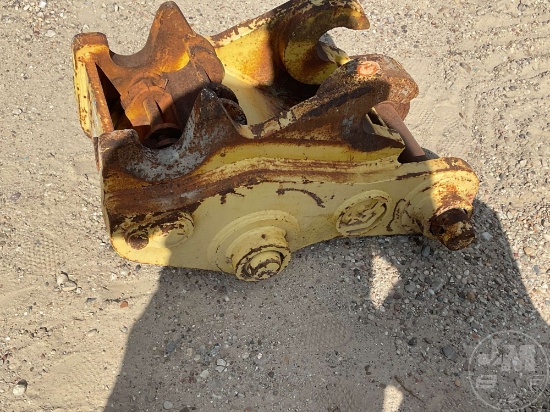 MANUAL COUPLER