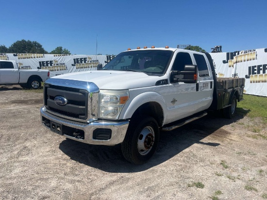 2014 FORD F-350 XL SUPER DUTY CREW CAB 4X4 S/A DUALLY FLATBED TRUCK VIN: 1FD8W3HT6EEB11143