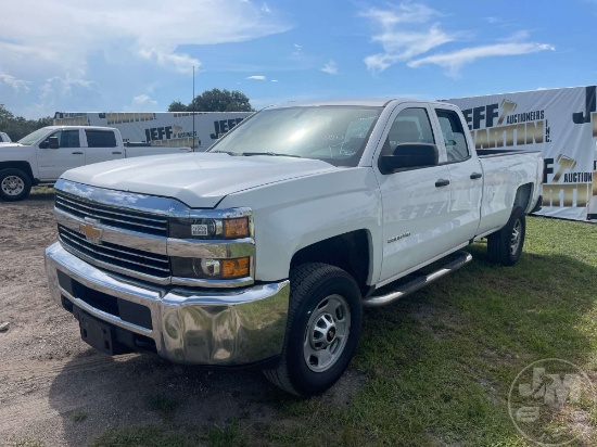 2017 CHEVROLET SILVERADO 2500 HD CREW CAB 4X4 PICKUP VIN: 1GC2KUEG2HZ359017